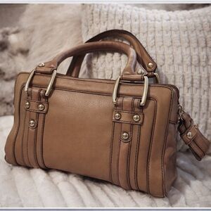 Vintage Banana Republic Camel Leather Satchel | Style 546453 | 2008 |